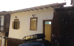 Oro Hospedaria